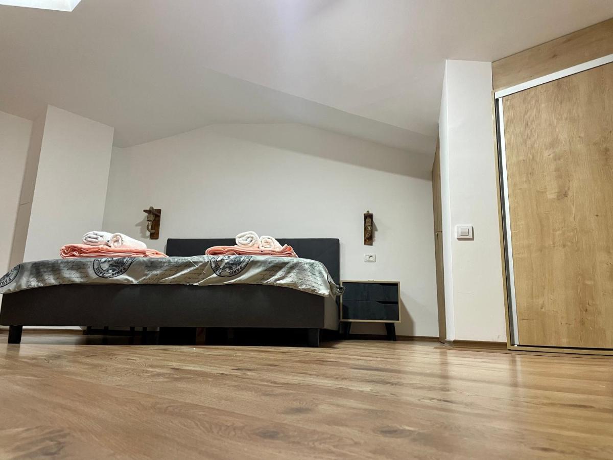 Gallery City Center Apartment 스코페 외부 사진